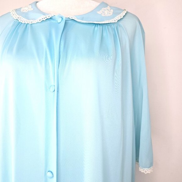 Vintage 70s Nylon Button Front Light Blue Dainty Lace Peter Pan Collar Nightgown - Picture 3 of 8